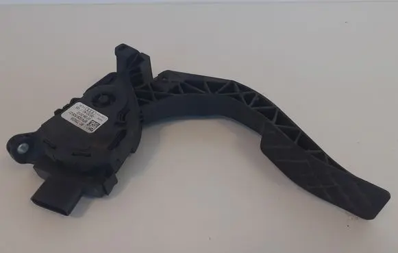 Audi A6 C7 Accelerator throttle pedal 8K1723523A