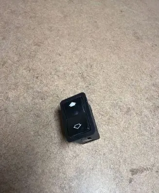 BMW 5 E60 E61 Electric window control switch 8368974