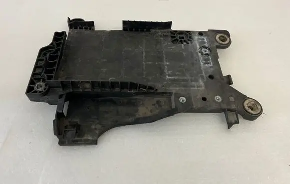 BMW X1 F48 F49 Battery tray 7641797 0006485 383270