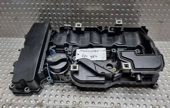 Mercedes-Benz C W203 Rocker cam cover A2710101130