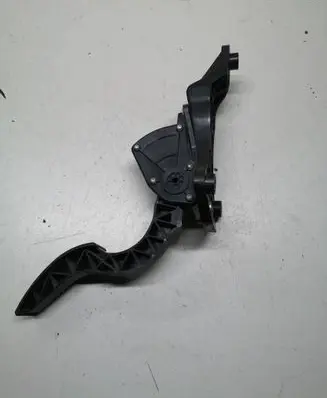Hyundai Santa Fe Accelerator throttle pedal CFA0437A2B100