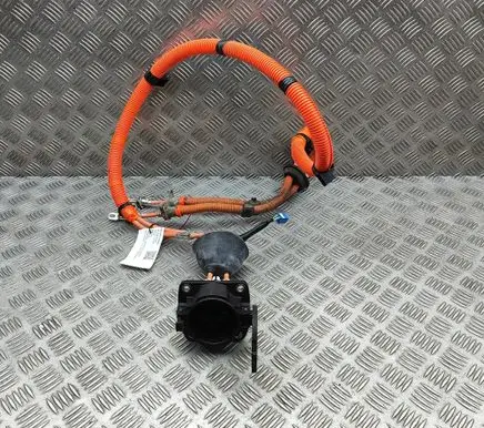 Mitsubishi Outlander Electric car charging cable 9499D704
