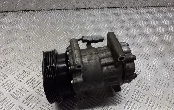 Renault Modus Air conditioning (A/C) compressor (pump) 8200357173