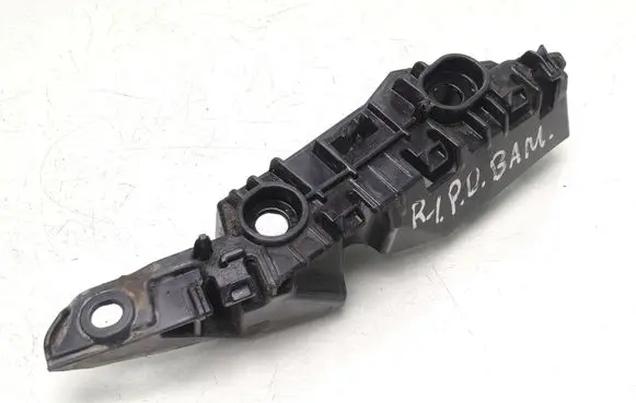 Volkswagen Golf VII Front bumper mounting bracket 5G0807050B 5G0807184C