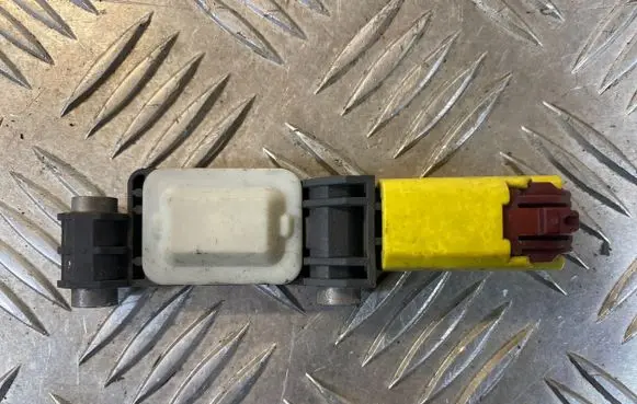 Audi A4 S4 B6 8E 8H Airbag deployment crash/impact sensor 8E0959651A 011104 200605