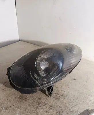 Nissan Micra Headlight/headlamp 26060AU708 89008340 26060AX705