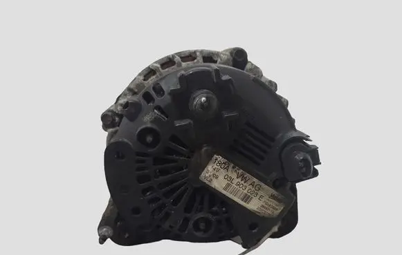 Volkswagen PASSAT B6 Generator/alternator 03L903023E FG18T033 2605717A