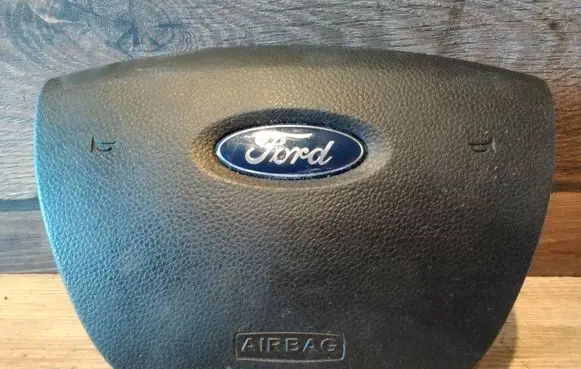 Ford Kuga I Steering wheel airbag