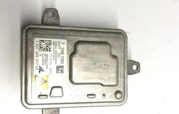 BMW 3 F30 F35 F31 Headlight ballast module Xenon 7296090