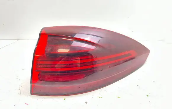 Porsche Cayenne (92A) Rear/tail lights 7P5945208C
