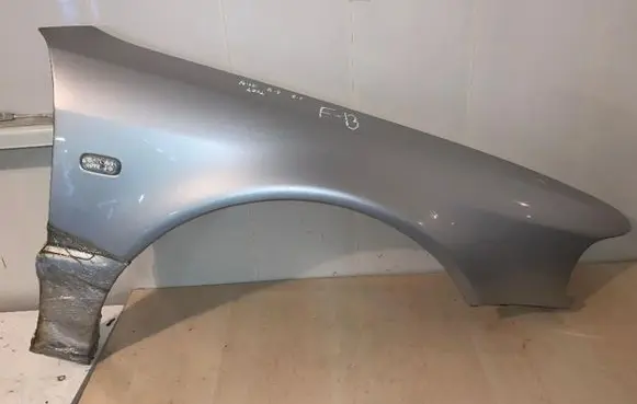 Audi A8 S8 D2 4D Fender