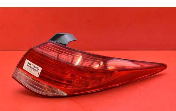 Hyundai i40 Rear/tail lights 92402-3Z0