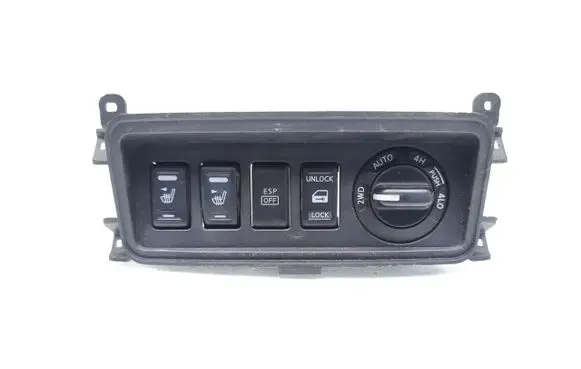 Nissan Pathfinder R51 A set of switches VP5NFX031B54