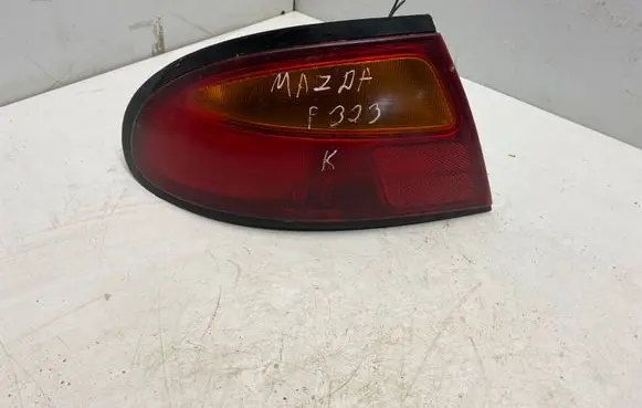 Mazda 323 F Rear/tail lights