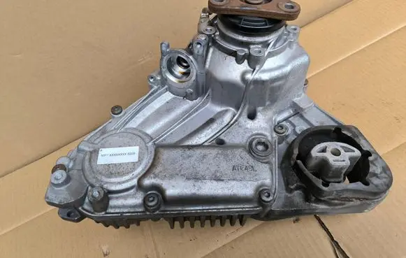 BMW X3 F25 Gearbox transfer box case ATC45L