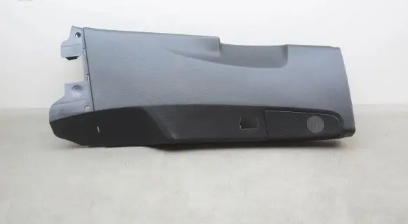 Audi Q7 4M (B) pillar trim (top) 4M0867240