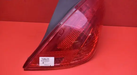 Peugeot 308 Rear/tail lights 9680425680