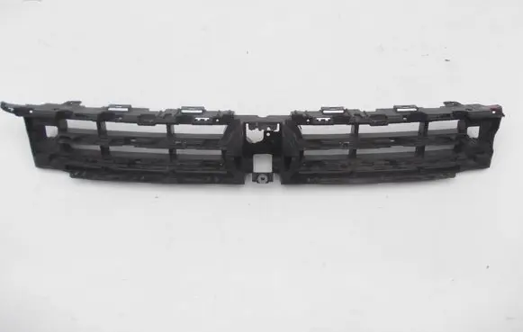 Volkswagen Arteon Front bumper upper radiator grill 3G8853653C
