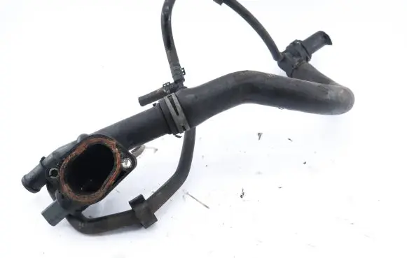 Volkswagen Touran I Engine coolant pipe/hose 03G121132B 1K0122447ED 1K0122291BA