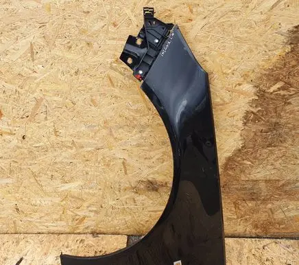 Opel Insignia A Fender end trim 