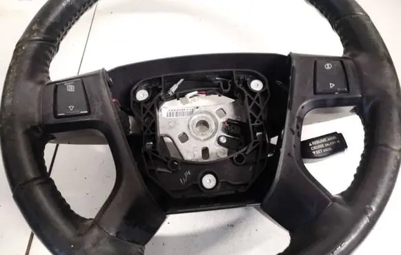 Volvo S40, V40 Steering wheel buttons/switches 