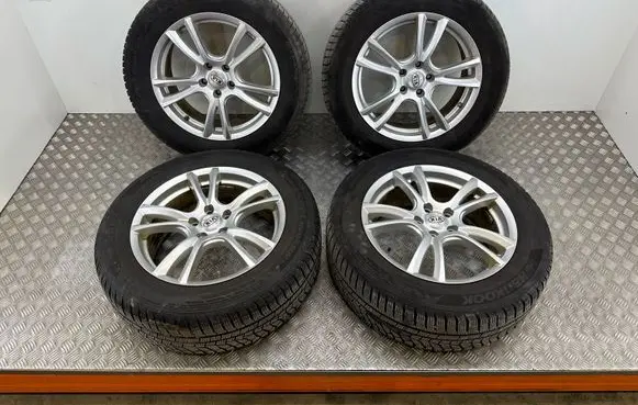KIA Sorento R18 alloy rim 