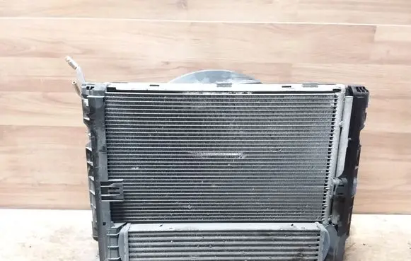 BMW 1 E82 E88 Radiator set 6968743 780153905