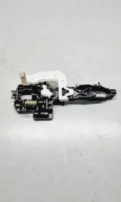 Hyundai Tucson TL Front door exterior handle/bracket 82655D7000