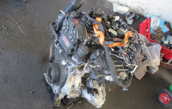 Audi A8 S8 D4 4H Engine