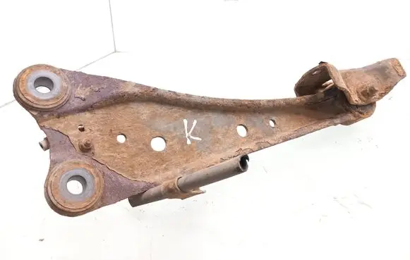 Toyota RAV 4 (XA30) Rear control arm