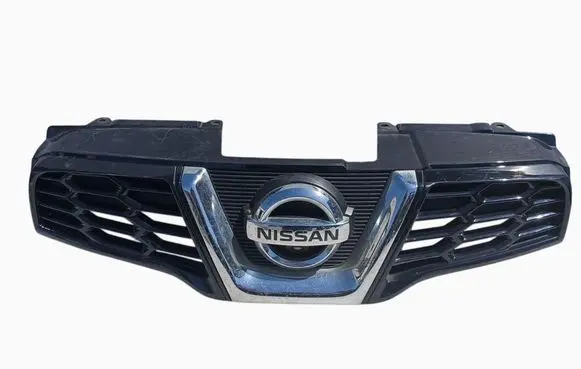 Nissan Qashqai Front bumper upper radiator grill 62310BR10A