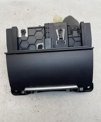Audi A4 S4 B8 8K Car ashtray 8K0857951
