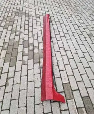 Volvo S60 Sill 31448911