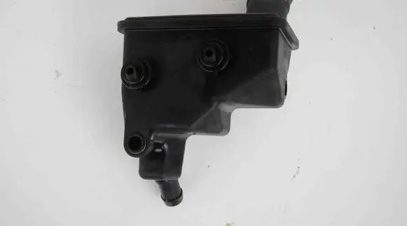 Volkswagen Phaeton Power steering fluid tank/reservoir 