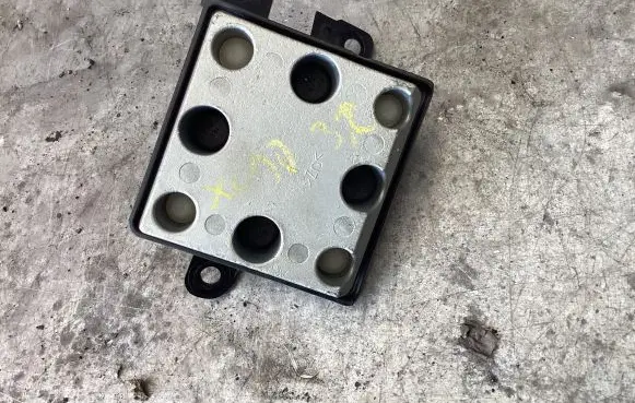 Volvo XC90 Engine mounting bracket 30779767 S3SQA