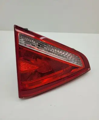 Audi A5 8T 8F Tailgate rear/tail lights 8T0945093