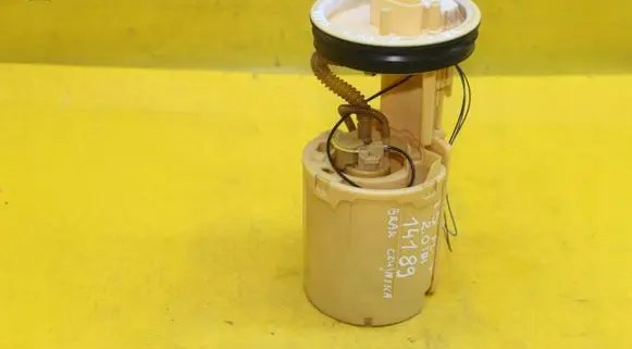 Volkswagen Multivan T5 In-tank fuel pump 7E0919050B