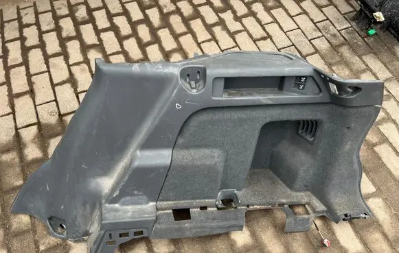 Land Rover Discovery Sport Trunk/boot side trim panel FK7245430CLAA FK7245430C 3246540