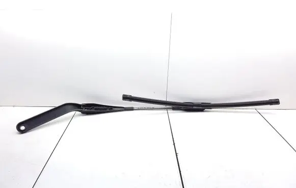 BMW 1 E81 E87 Windshield/front glass wiper blade 61617169971