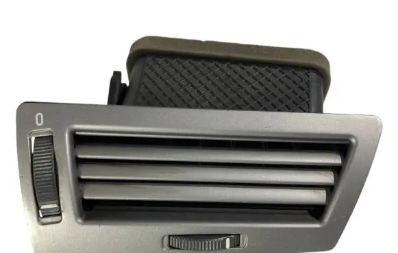 BMW 7 E65 E66 Dashboard side air vent grill/cover trim 8223334 64228223334 6943006