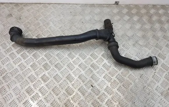 Porsche 997 Engine coolant pipe/hose 99710675103 99710672803
