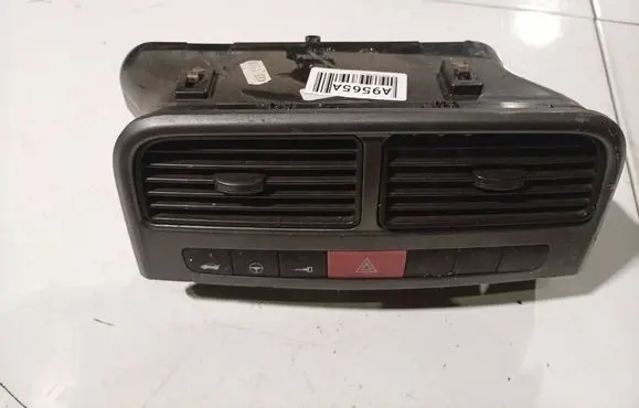 Fiat Grande Punto Dash center air vent grill 735386328