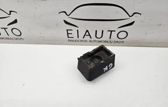 BMW 6 E63 E64 Jacking socket point 7039760