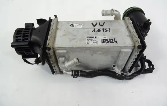Volkswagen Golf VII Intercooler radiator