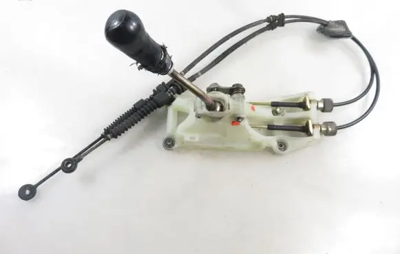 Toyota Avensis T220 Gear shifter/selector 