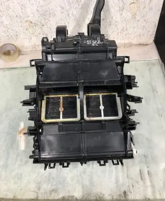 Nissan Qashqai J12 Interior heater climate box assembly housing 