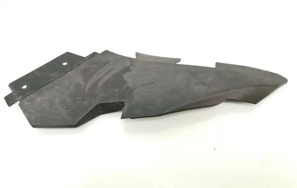 Mercedes-Benz B W245 Radiator trim A1698210336