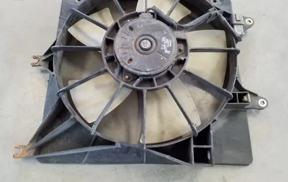 Honda Accord Radiator cooling fan shroud 1680004700M 1680004700