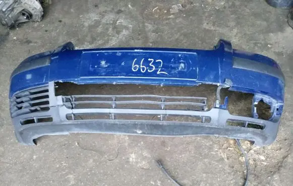 Volkswagen PASSAT B5.5 Front bumper