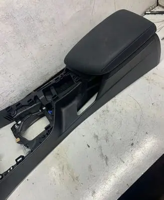 BMW 1 F20 F21 Center console